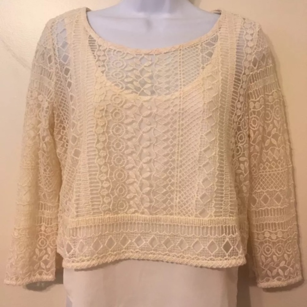 American Eagle 3/4 Sleeve Layered Lace Blouse